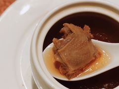 松茸鸽子汤-东方明珠老上海8号餐厅(东方明珠广播电视塔店)