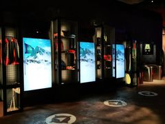 -珠海横琴国家地理探险家中心(创新方)