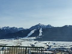 -丝绸之路山地度假区滑雪场