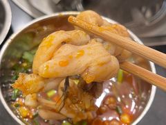 -鸿顺老铁锅美蛙鱼府(解放碑店)