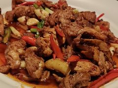 -阿瓦山寨·湘菜现炒·剁椒鱼头王(咸阳总店)