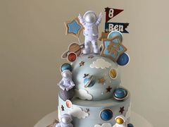 太空主题生日蛋糕-HUIcake boutique蛋糕定制(平乐园店)