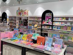-钟书阁(群光广场店)