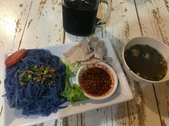 -蝶豆花蓝面条