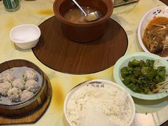 -老街烧烤大排档·地道湖北菜·龙虾馆(汉口火车站店)