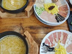 -桥香园过桥米线(国贸店)