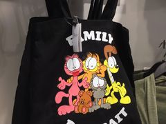 -H&M(天一广场店)