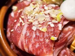 -山川小町·极番烧肉(新地假日广场店)