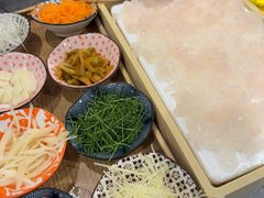 -渔顺生·顺德鱼生·粥底火锅·桑拿鸡(渔人码头店)