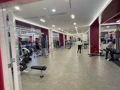 -英派斯健身旗舰店(海信国际中心馆)
