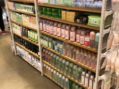 -名创优品(海珠乐峰广场店)