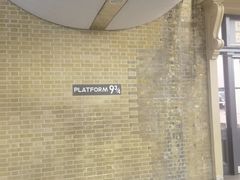 -九又四分之三站台