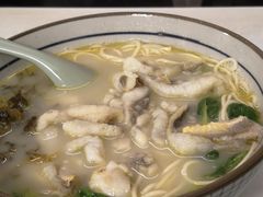 -明呈黄鱼面馆(斜土路店)