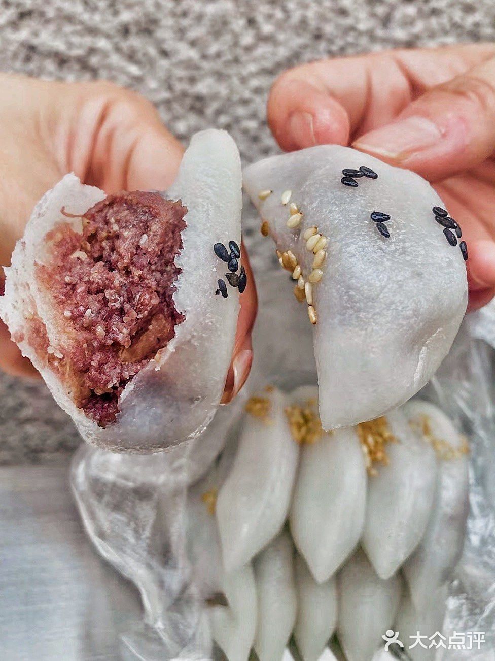 神秘组织月亮糕已被我找到！[惊恐]