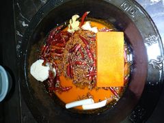 -红九格老火锅(三峡广场店)