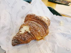 泡芙羊角-OUR Bakery(三里屯太古里店)