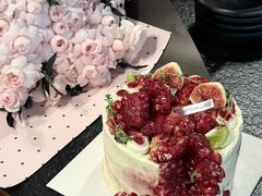 -山与蓝·轻糖鲜果蛋糕(勒泰店)