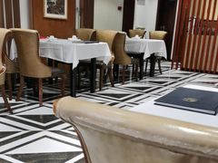 -老人和饭店(淮海中路店)