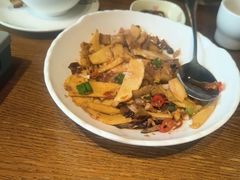 -湘力力小院·鱼汤泡饭(枫林路店)