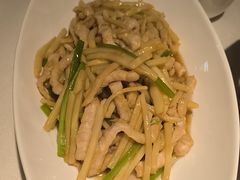 冬笋肉丝-渝信川菜·川味家常菜(新辰里亚运村店)