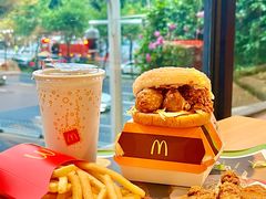 -麦当劳(伟城广场店)