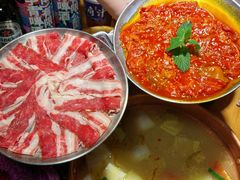-洱火云南酸菜牛肉火锅(石景山当代商城店)