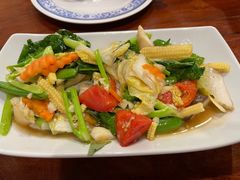 炒杂菜-Dang restaurant (patong phuket)