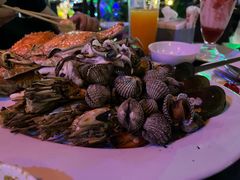 -Green Tree Rest. & Pub