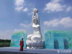 -荷塘月色湿地公园·向阳花洲