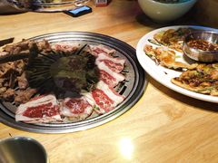 -老炉家木炭烤肉(长江国际店)