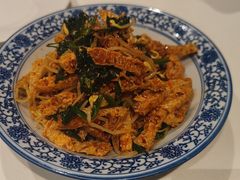 菠菜拌脆豆腐-咪咪川菜(太乙路店)