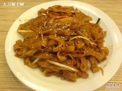 炒河粉-粤仔湾砂锅粥(广益哥伦布店)