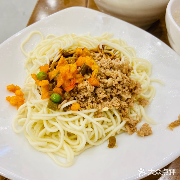 下合群无锡灌汤包|贵阳人都知道