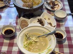 -小锅饭豆腐馆(嘉陵江街店)