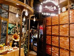 -玛格萝妮(汇智国际商业中心店)