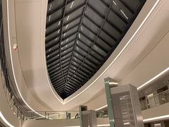 -上海滴水湖皇冠假日酒店