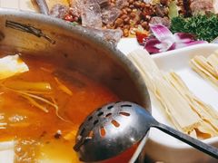 -亮欢寨酸汤鱼(沙冲路店)