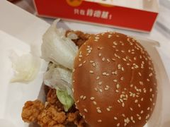 -肯德基(东安路站店)