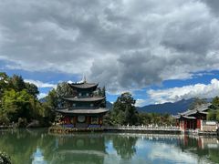 -黑龙潭公园