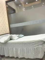 -苗医生专业祛痘·皮肤管理