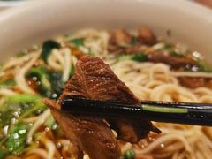 -李先生牛肉面大王(上海站南广场店)