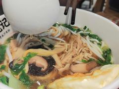 -湘人龙记老长沙米粉(鸟巢店)