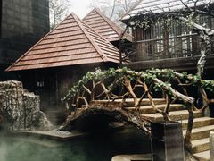 -裕龙汤泉