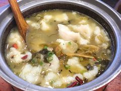 -周鱼小馆石锅酸菜鱼(活力汇店)