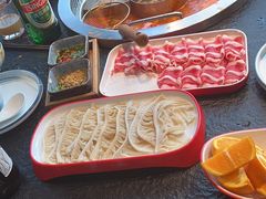 -醉董牛川派鲜肉自选火锅(烟台店)