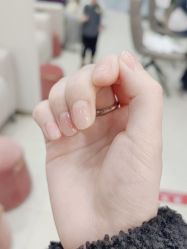 -进巍美甲美睫店