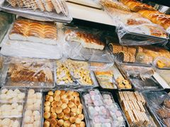 -宏发红西饼屋(天津路店)
