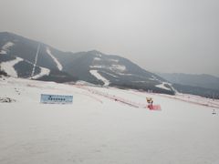 -鳌山滑雪度假区