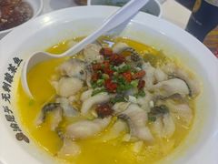 -渝是乎川渝小炒(新世界百货望京店)
