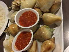 -东海岸人工湖美食村